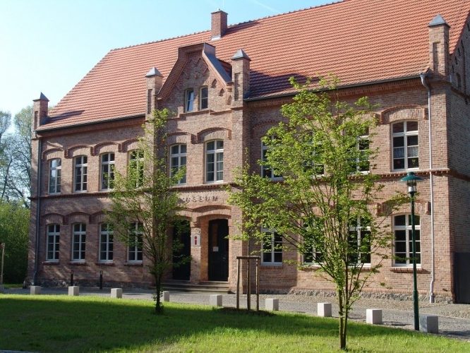 Vereinshaus Grevesmühlen Vorderansicht des Vereinshauses in Grevesmühlen